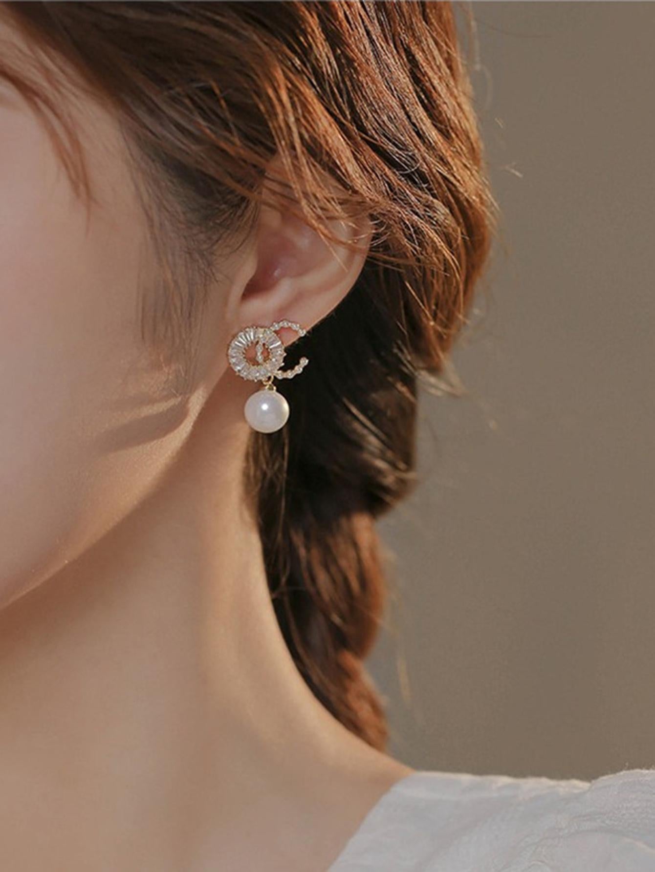 Exquisite Faux Pearl & Cubic Zirconia Earrings – Elegant & Luxurious