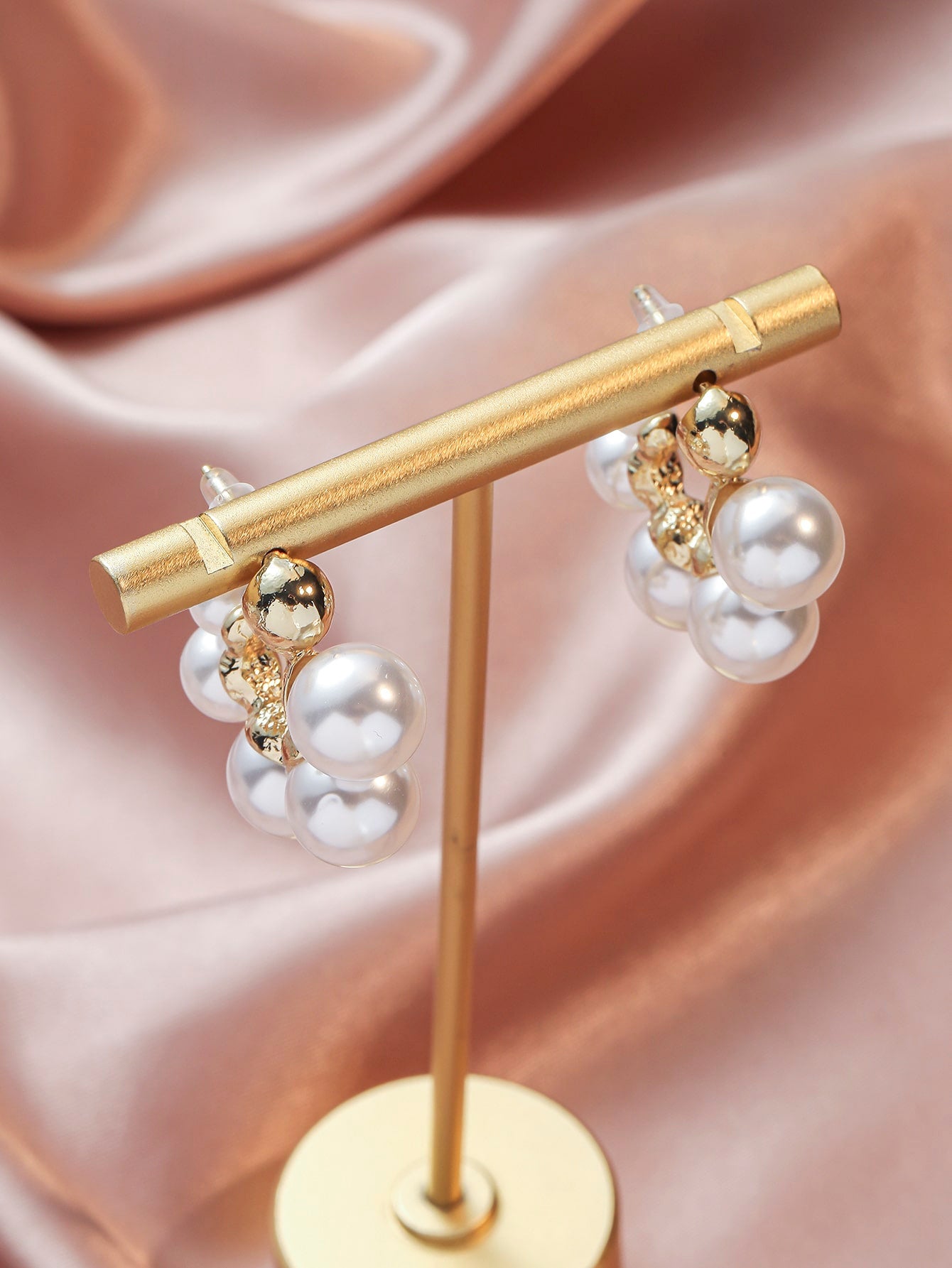 Faux Pearl Decor Cuff Hoop Earrings