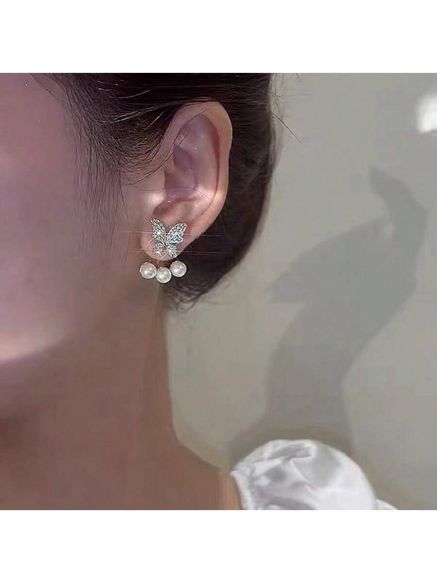 Unique Butterfly & Pearl Stud Earrings – Elegant Daily Wear for Women