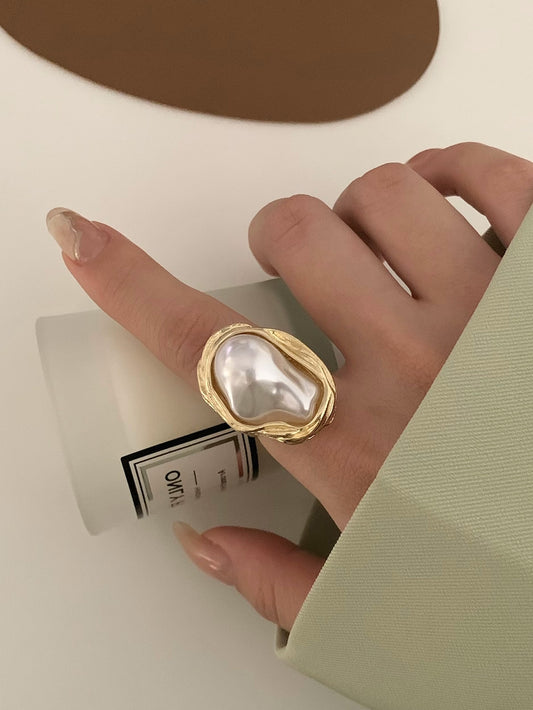 Asymmetrical Geometric Pearl Ring – Adjustable Open Design for Daily Wear