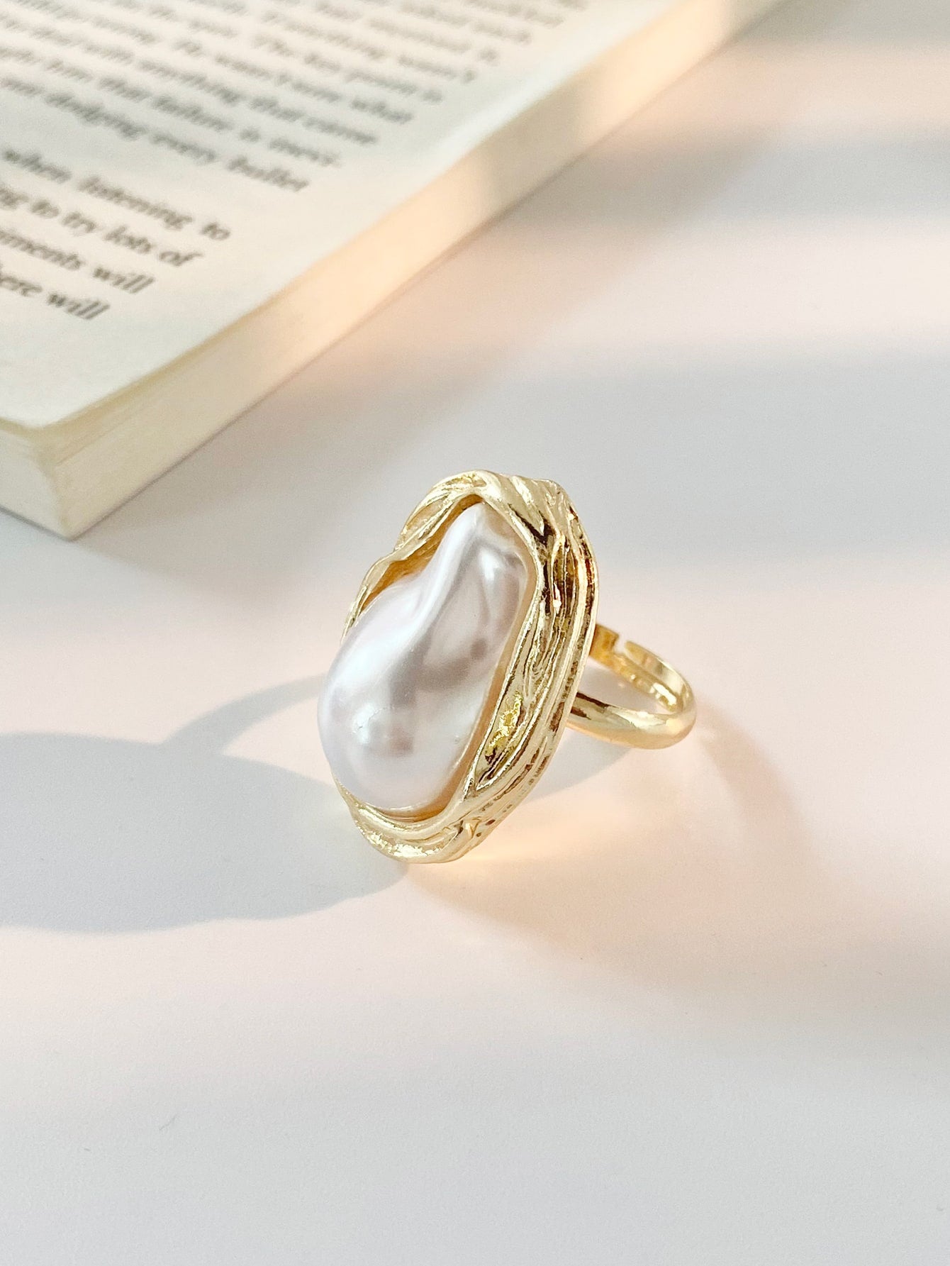 Asymmetrical Geometric Pearl Ring – Adjustable Open Design for Daily Wear
