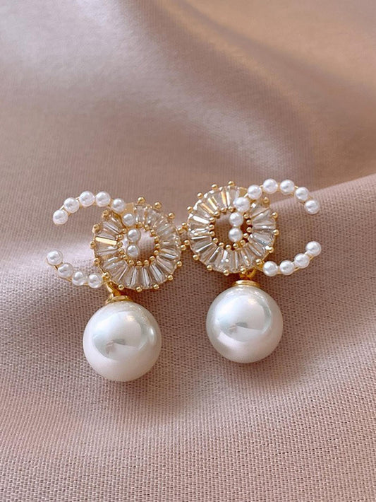 Exquisite Faux Pearl & Cubic Zirconia Earrings – Elegant & Luxurious