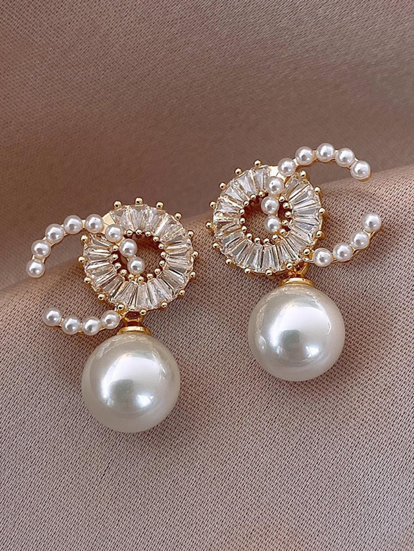 Exquisite Faux Pearl & Cubic Zirconia Earrings – Elegant & Luxurious