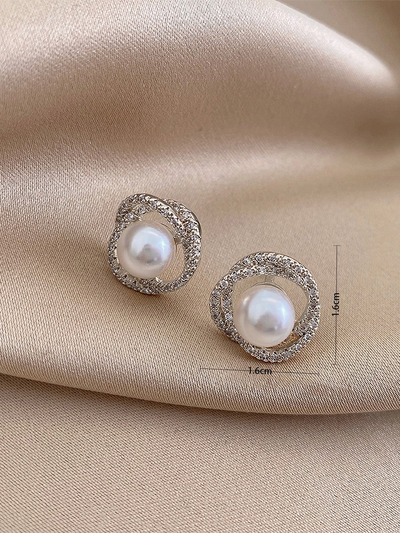 Andkiss Rhinestone & Faux Pearl Decor Stud Earrings